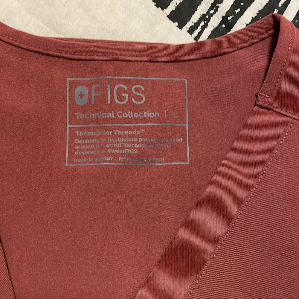 Figs Technical Collection top - Picture 2 of 3